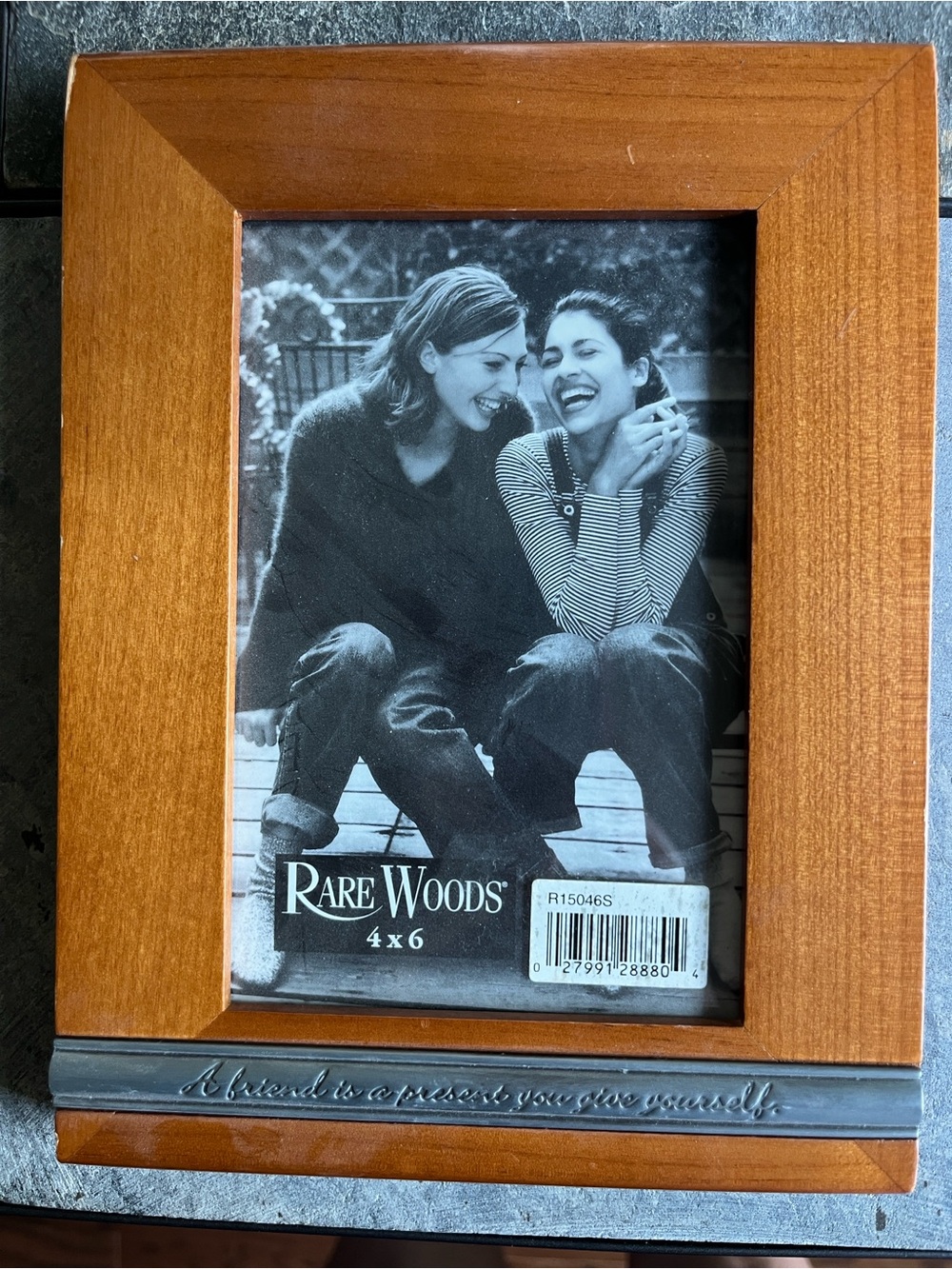 Brown wood 4 x 6 NEW w tag picture frame engraved friends message